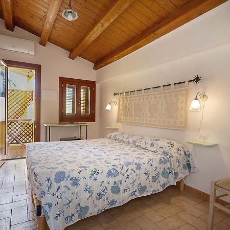 Edomat Bed and Breakfast Monserrato Buitenkant foto