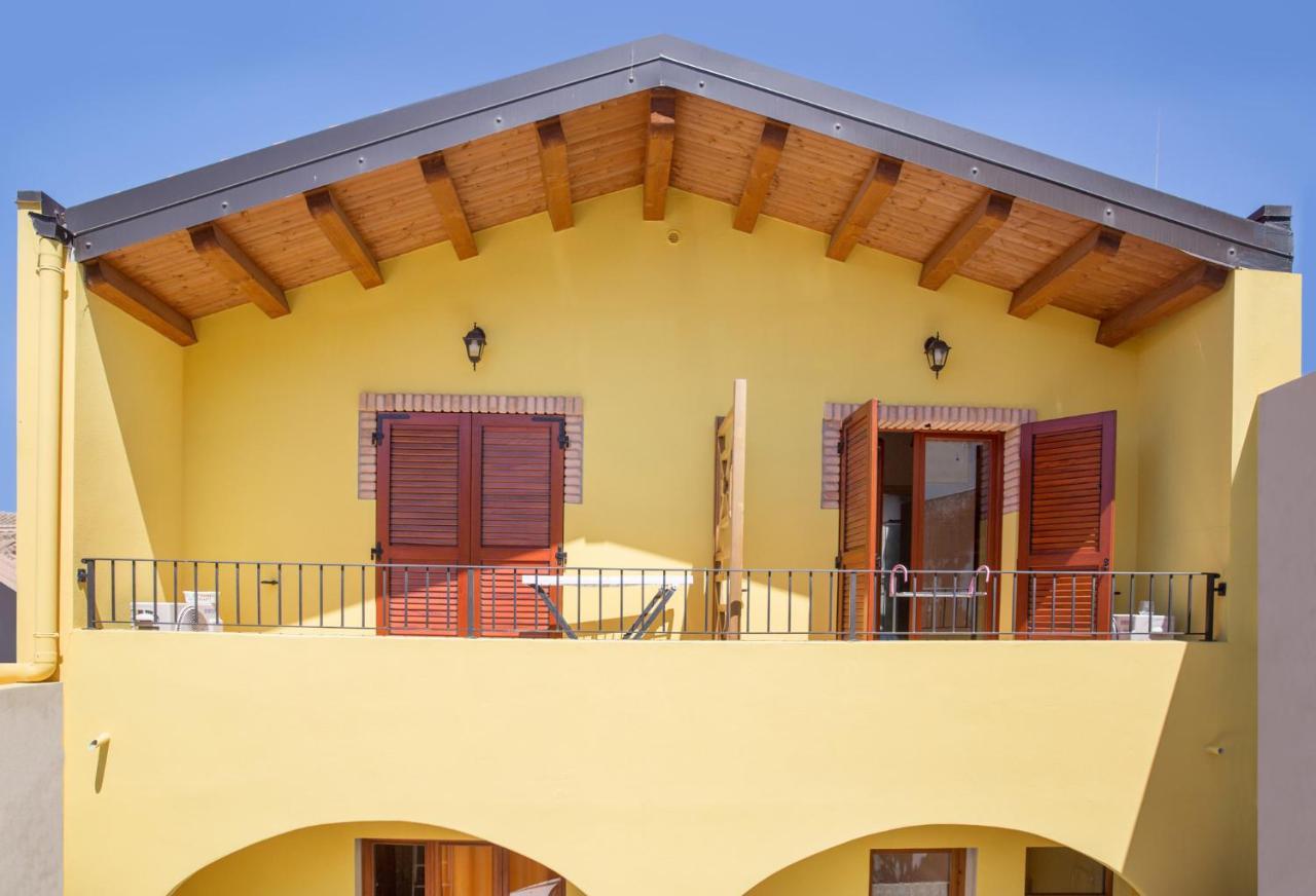 Edomat Bed and Breakfast Monserrato Buitenkant foto