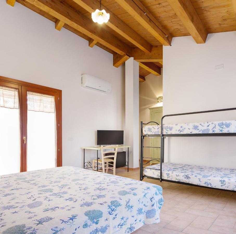 Edomat Bed and Breakfast Monserrato Buitenkant foto