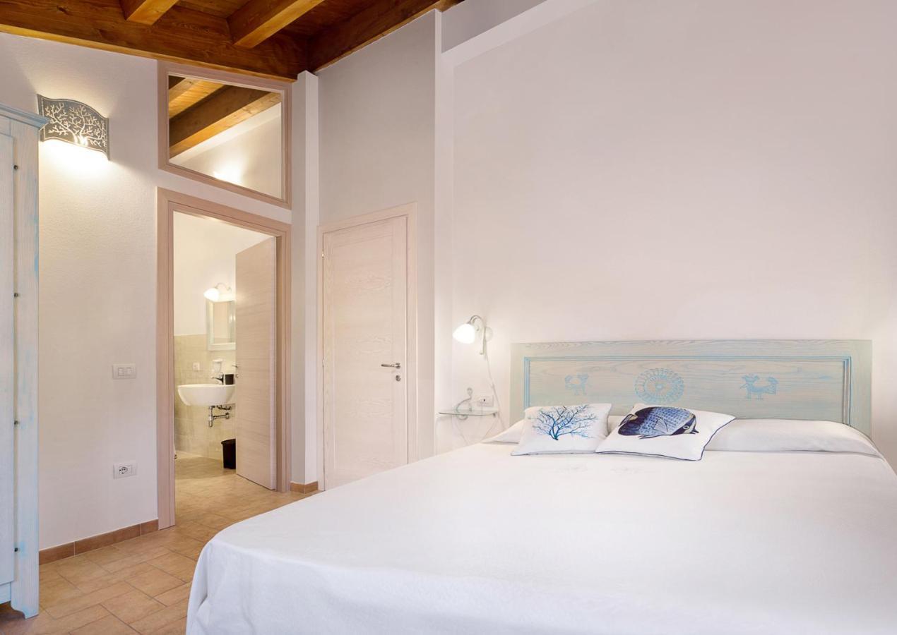 Edomat Bed and Breakfast Monserrato Buitenkant foto