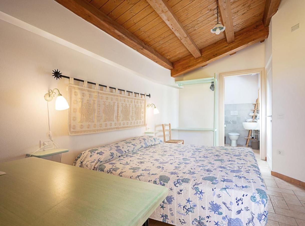Edomat Bed and Breakfast Monserrato Buitenkant foto